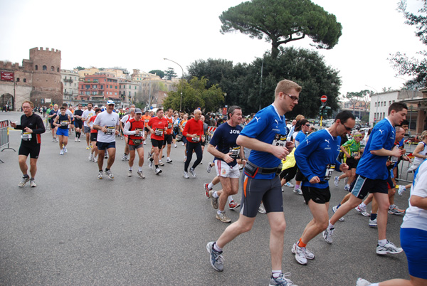 Maratona di Roma (21/03/2010) pat_2023