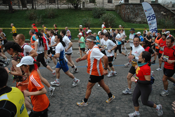 Maratona di Roma (21/03/2010) angelo_0961