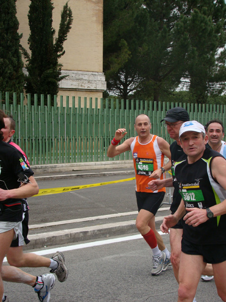 Maratona di Roma (21/03/2010) mario_4995