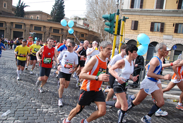 Maratona di Roma (21/03/2010) pat_2443