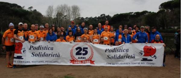 Il gruppo Orange presente a Villa Ada per la Run4Rare - l'ultima gara ufficiale del 2020